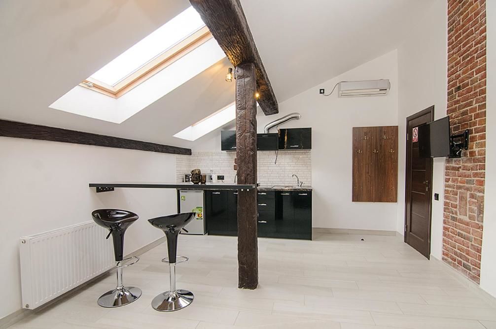 Апартаменты Central Studio Apartments 