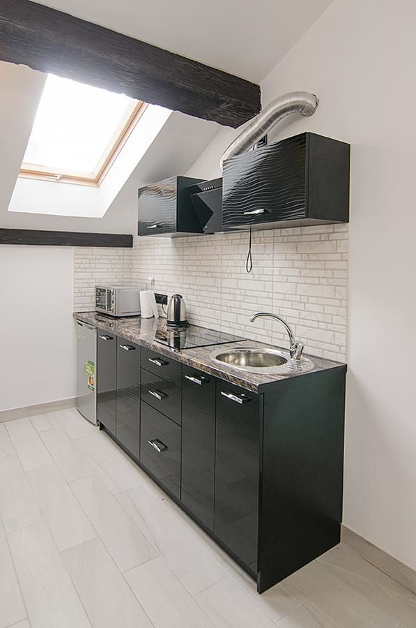 Апартаменты Central Studio Apartments 