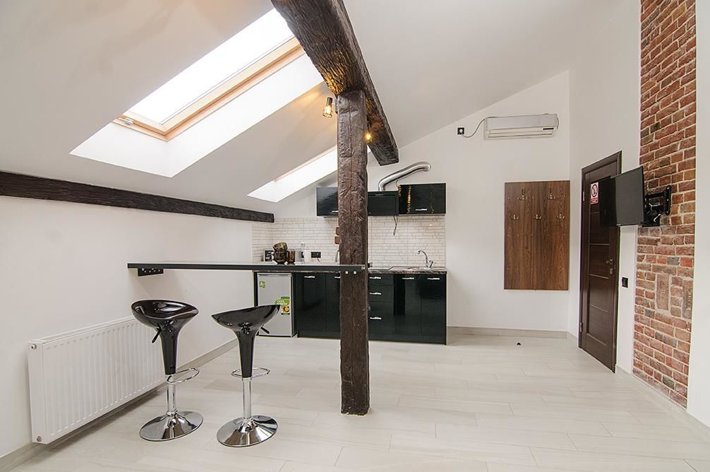 Апартаменты Central Studio Apartments 