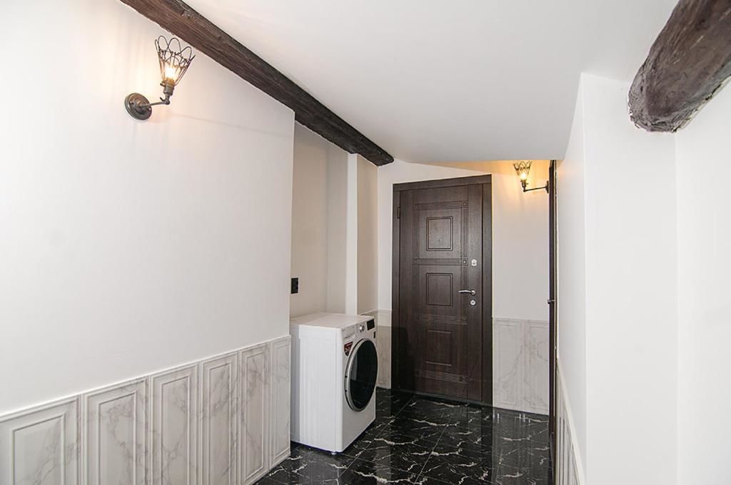 Апартаменты Central Studio Apartments 