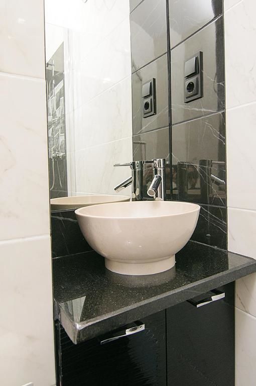 Апартаменты Central Studio Apartments 