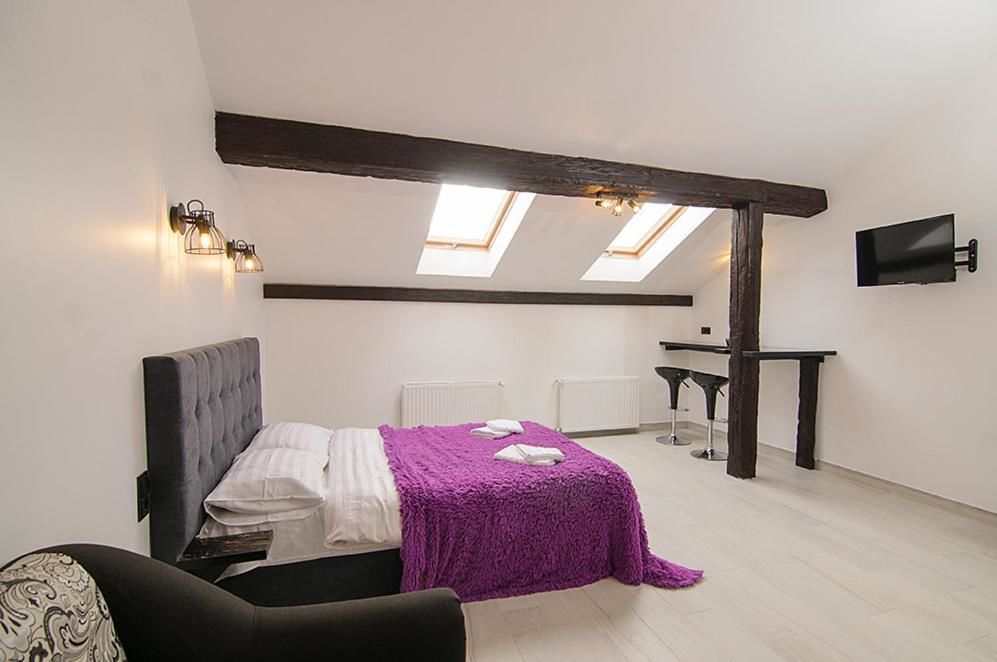 Апартаменты Central Studio Apartments 