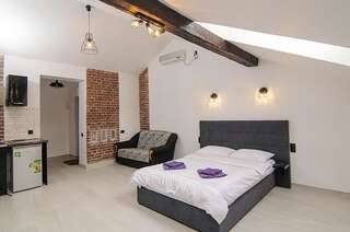 Апартаменты Central Studio Apartments 