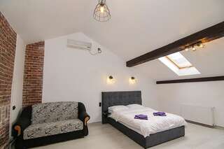 Апартаменты Central Studio Apartments 