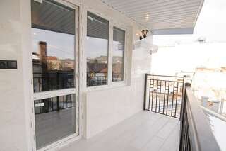 Апартаменты Central Studio Apartments 