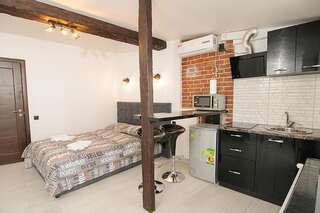 Апартаменты Central Studio Apartments 