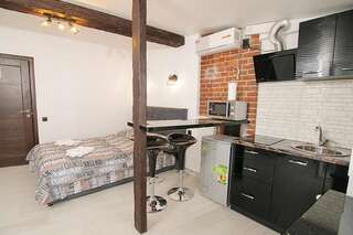 Апартаменты Central Studio Apartments 