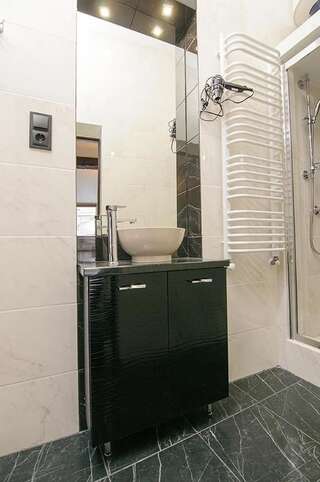 Апартаменты Central Studio Apartments 