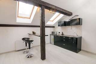 Апартаменты Central Studio Apartments 
