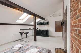 Апартаменты Central Studio Apartments 