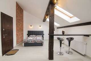 Апартаменты Central Studio Apartments 