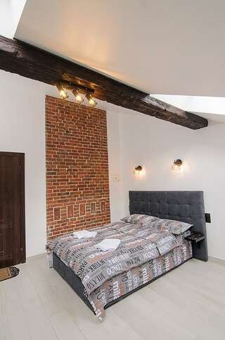 Апартаменты Central Studio Apartments 