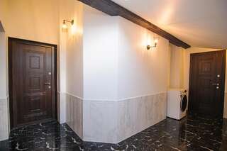Апартаменты Central Studio Apartments 