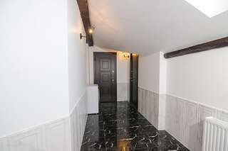 Апартаменты Central Studio Apartments 