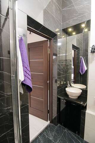 Апартаменты Central Studio Apartments 