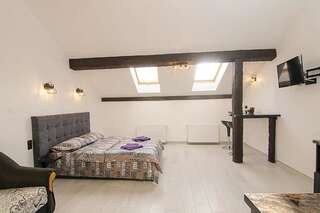 Апартаменты Central Studio Apartments 