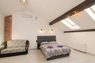 Апартаменты Central Studio Apartments 