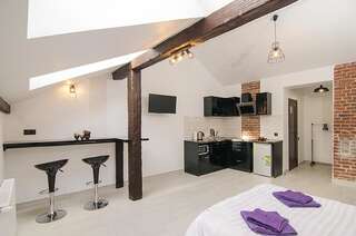 Апартаменты Central Studio Apartments 