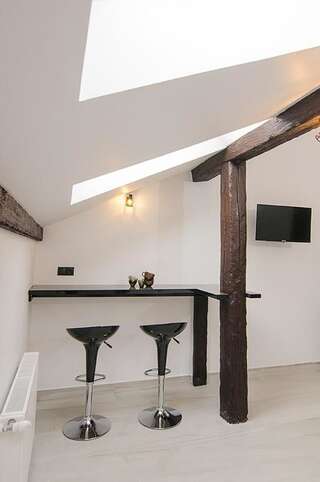 Апартаменты Central Studio Apartments 