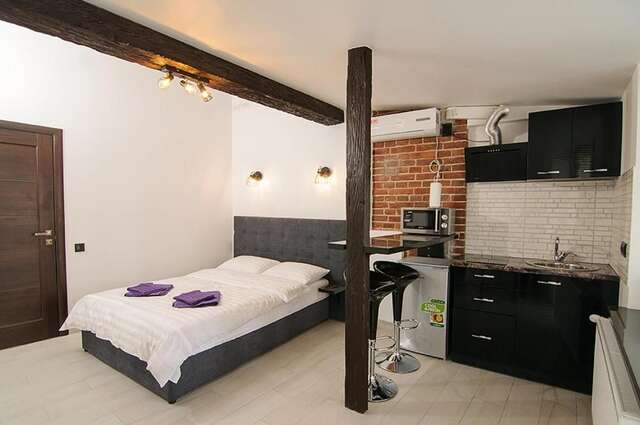 Апартаменты Central Studio Apartments 