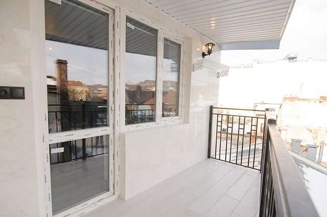 Апартаменты Central Studio Apartments 