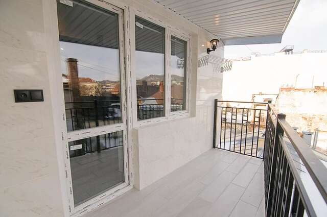 Апартаменты Central Studio Apartments 