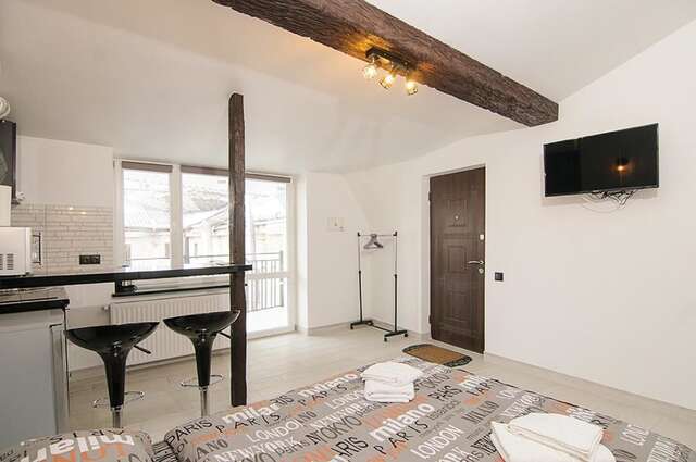Апартаменты Central Studio Apartments 