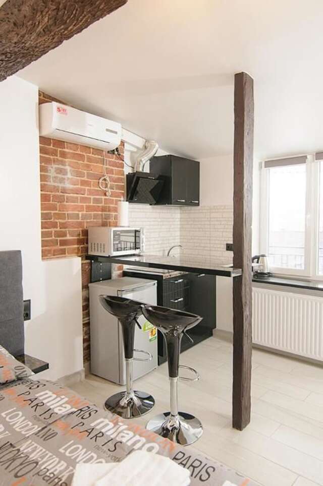 Апартаменты Central Studio Apartments 