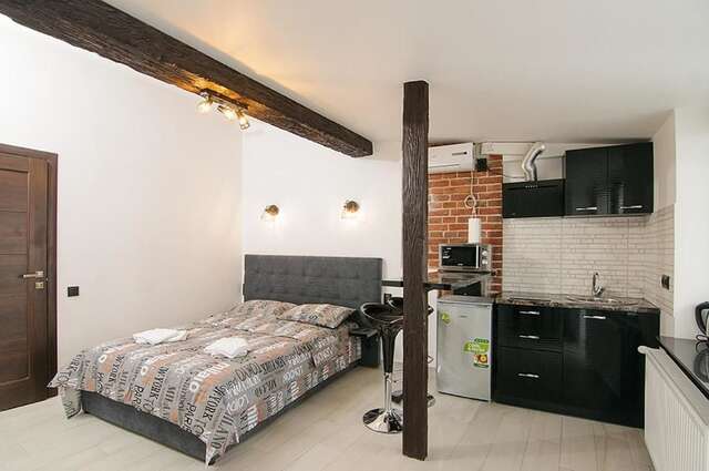 Апартаменты Central Studio Apartments 