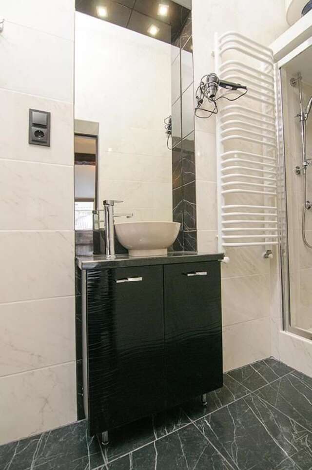 Апартаменты Central Studio Apartments 