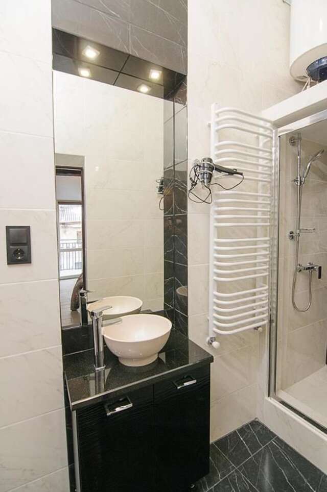 Апартаменты Central Studio Apartments 