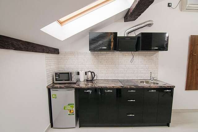 Апартаменты Central Studio Apartments 