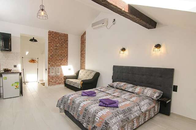 Апартаменты Central Studio Apartments 