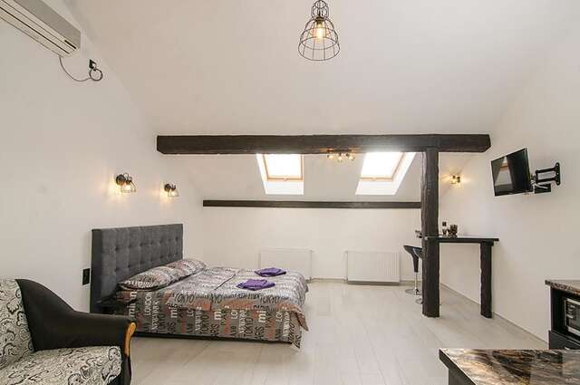 Апартаменты Central Studio Apartments 