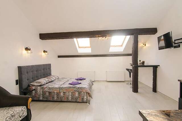 Апартаменты Central Studio Apartments 