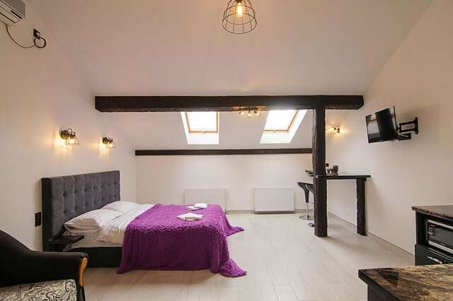 Апартаменты Central Studio Apartments 